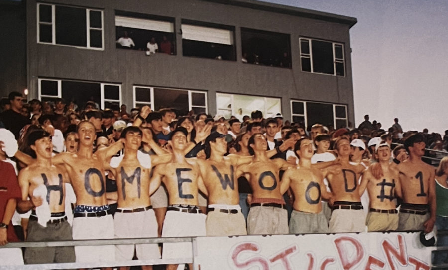 The lettermen in 1999 edition Vol. 27 Homewood High School Yearbook. 