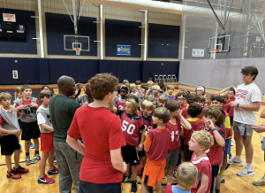 Hoopswood participants gathering up after a practice on September 27th. Hoopswood has 6 Friday practices and skill sessions in September and October.