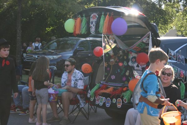 Homewood Library hosts inaugural 'Trunk-or-Treat' event