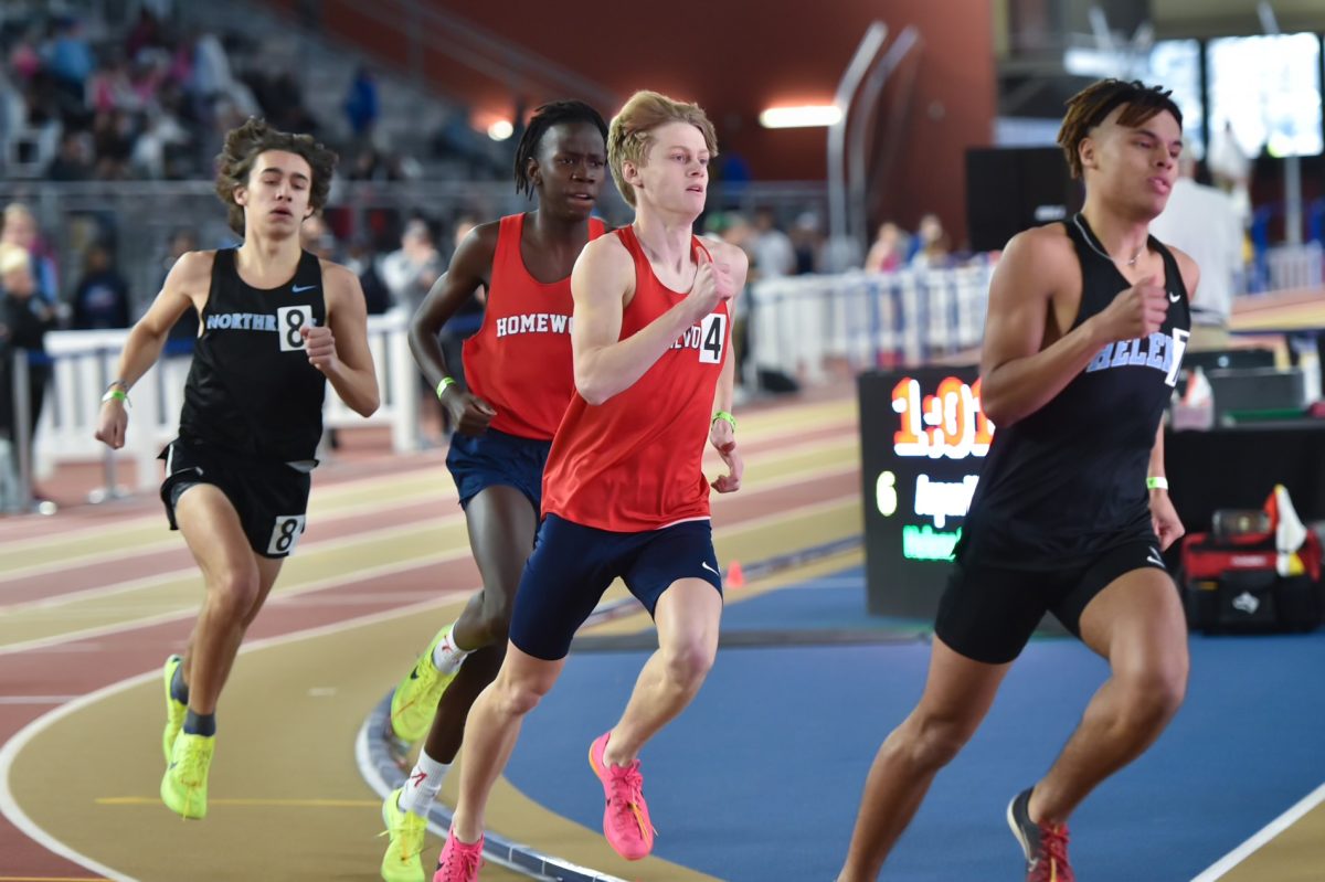 Bussey competing in an indoor track meet at the Birmingham Crossplex last season.