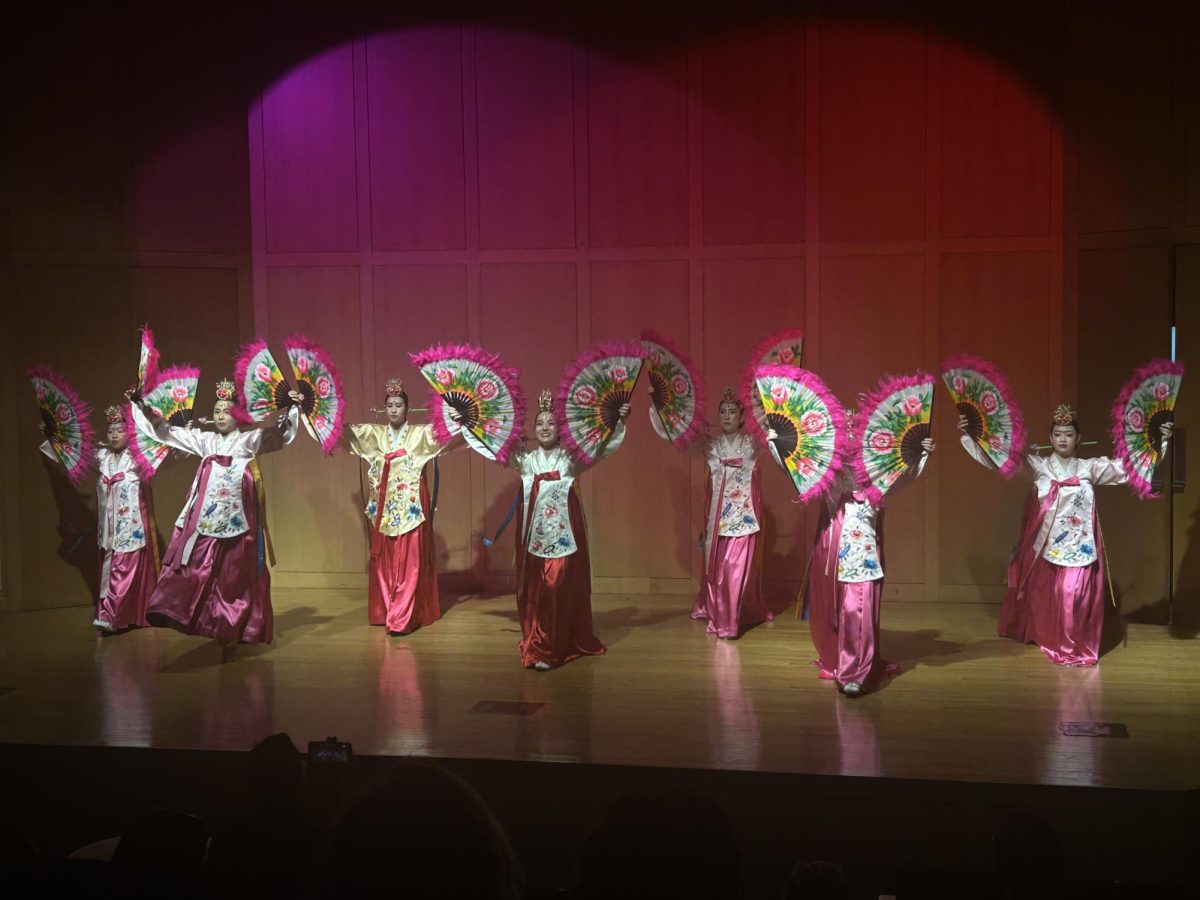 Dancers from the Kim Youn-mi Korean Academy perform a traditional fan dance. Buchaechum (부채춤) was created in 1954  and features a host of graceful choreography.